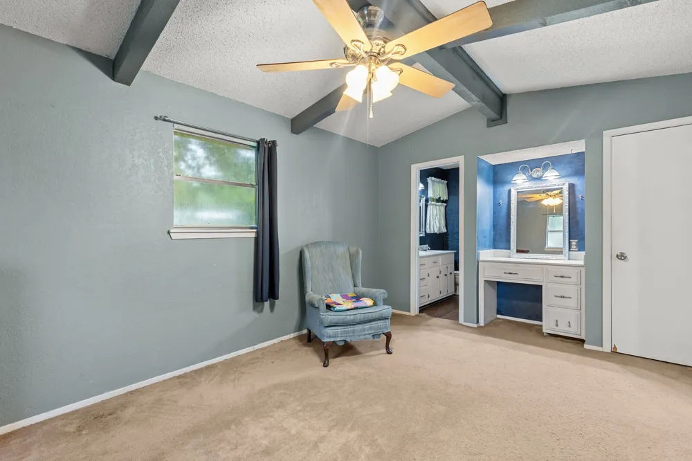 505 Pinewood Lane Hewitt, TX 76643