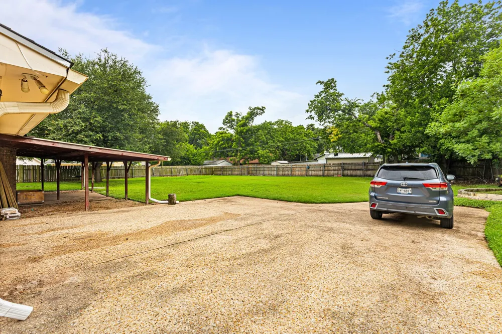 505 Pinewood Lane Hewitt, TX 76643