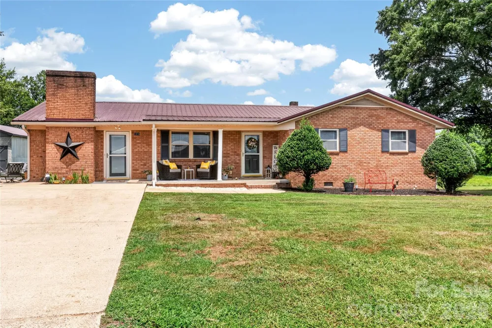 1316 Drumstand Road Stony Point, NC 28678