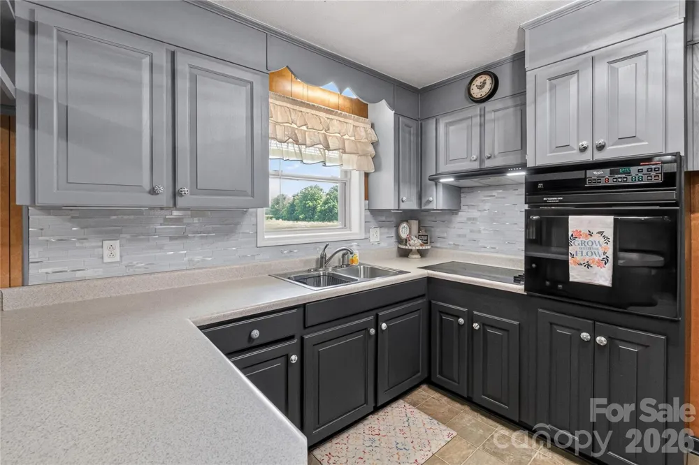 1316 Drumstand Road Stony Point, NC 28678