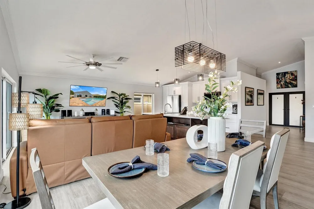 14420 NW 16th Street Pembroke Pines, FL 33028