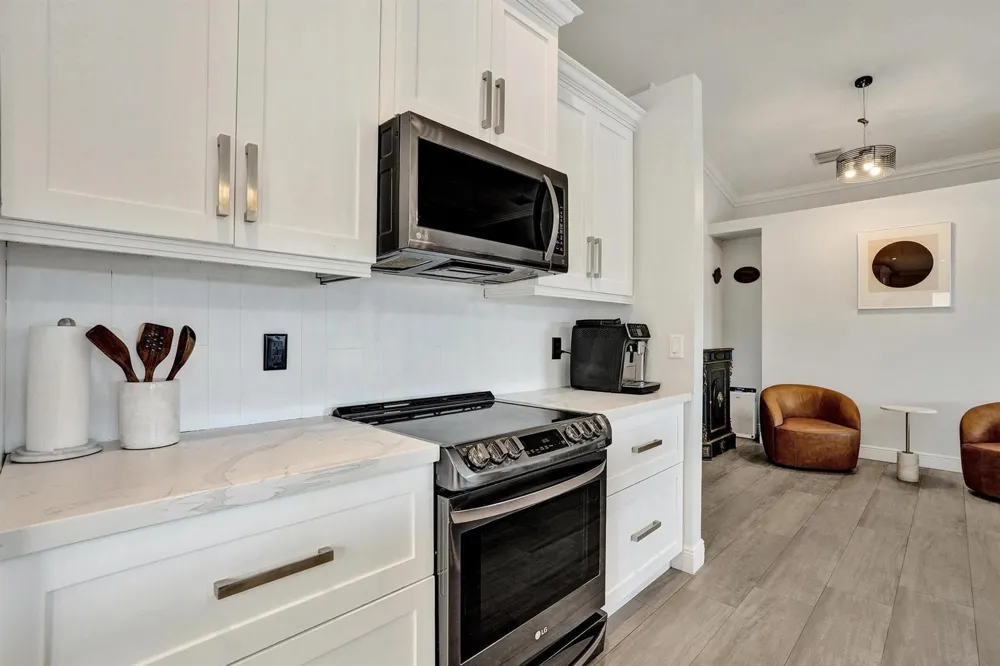 14420 NW 16th Street Pembroke Pines, FL 33028