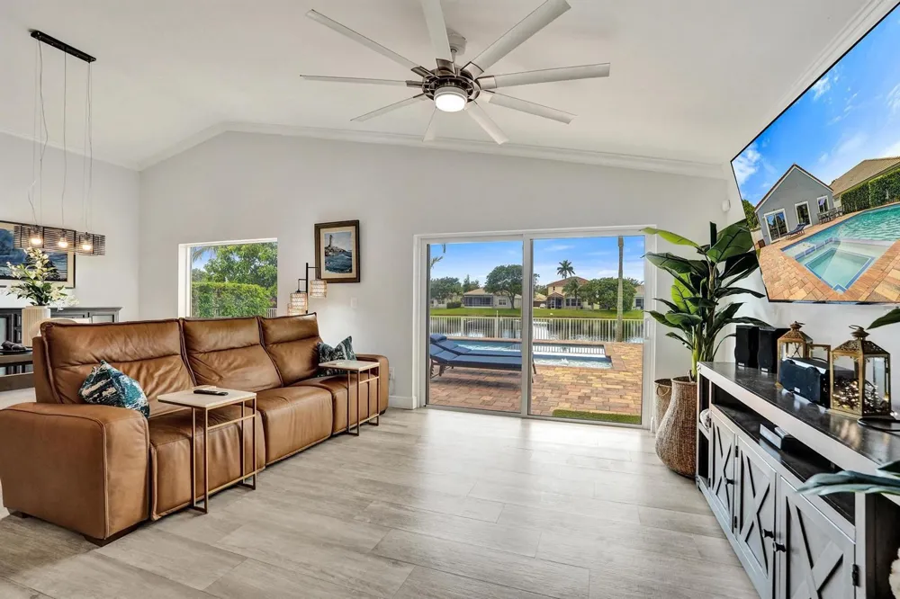 14420 NW 16th Street Pembroke Pines, FL 33028