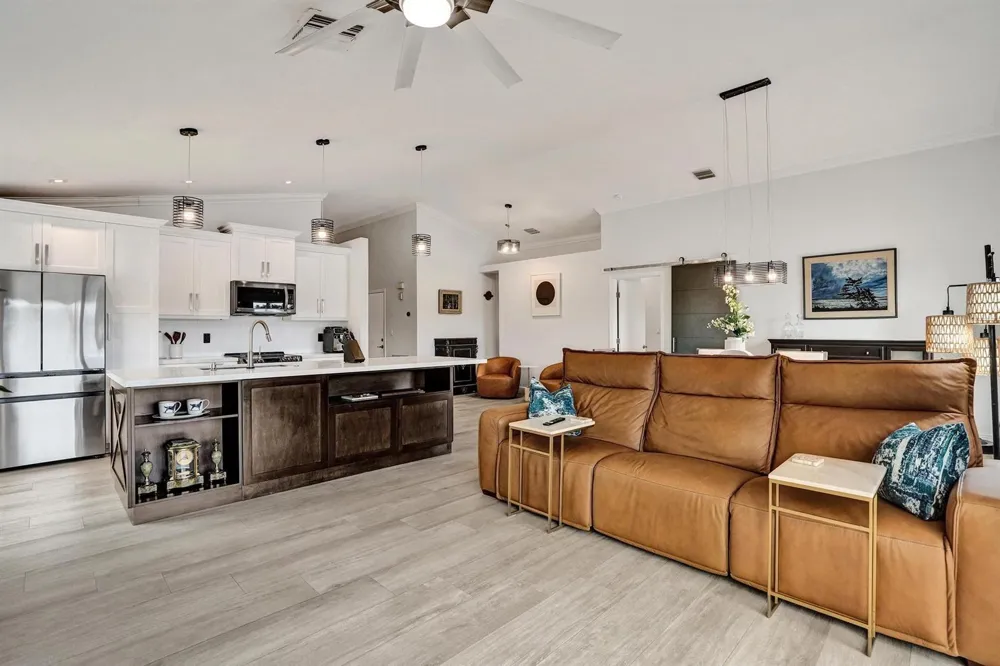 14420 NW 16th Street Pembroke Pines, FL 33028