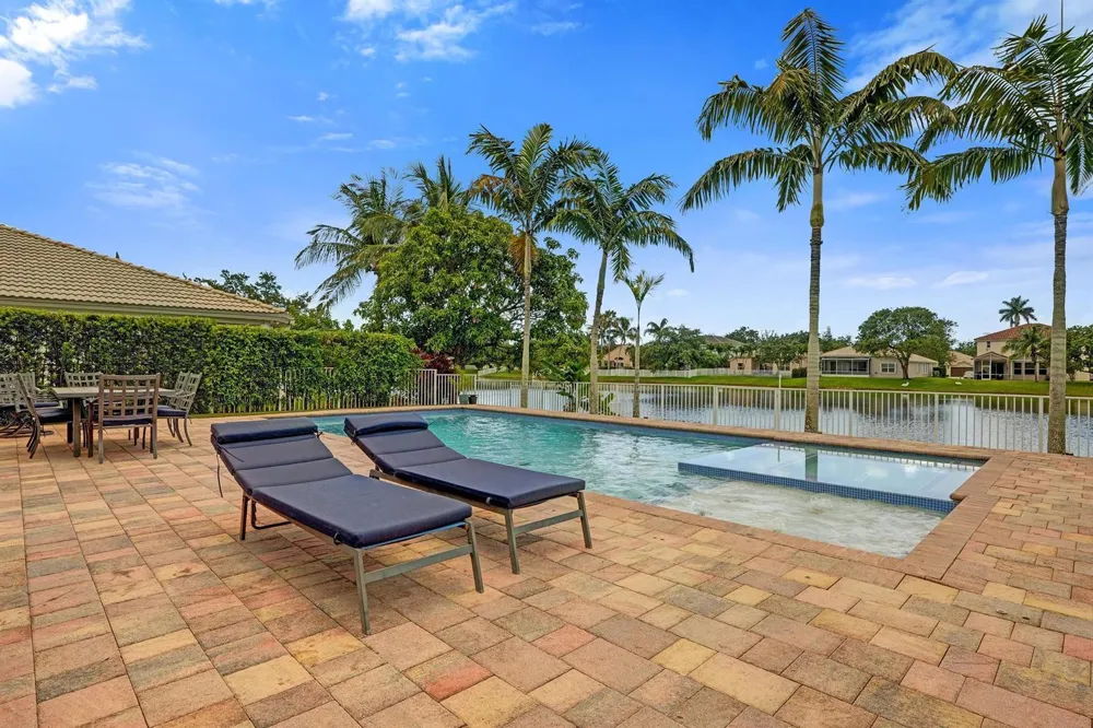 14420 NW 16th Street Pembroke Pines, FL 33028