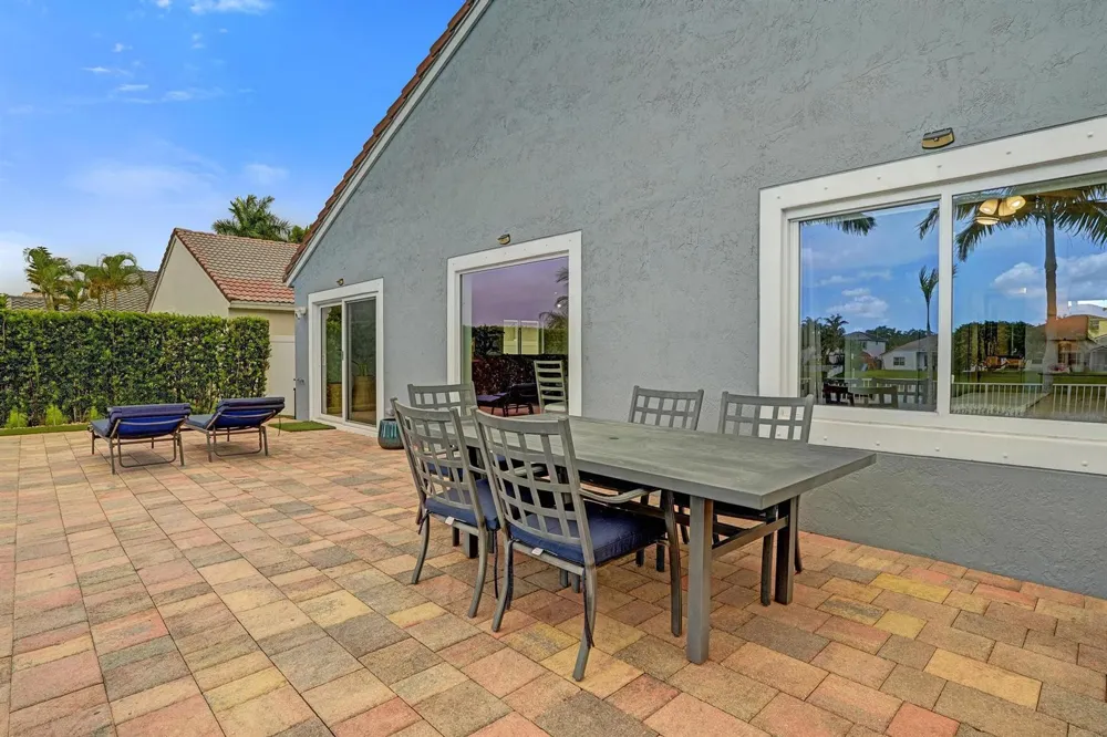 14420 NW 16th Street Pembroke Pines, FL 33028
