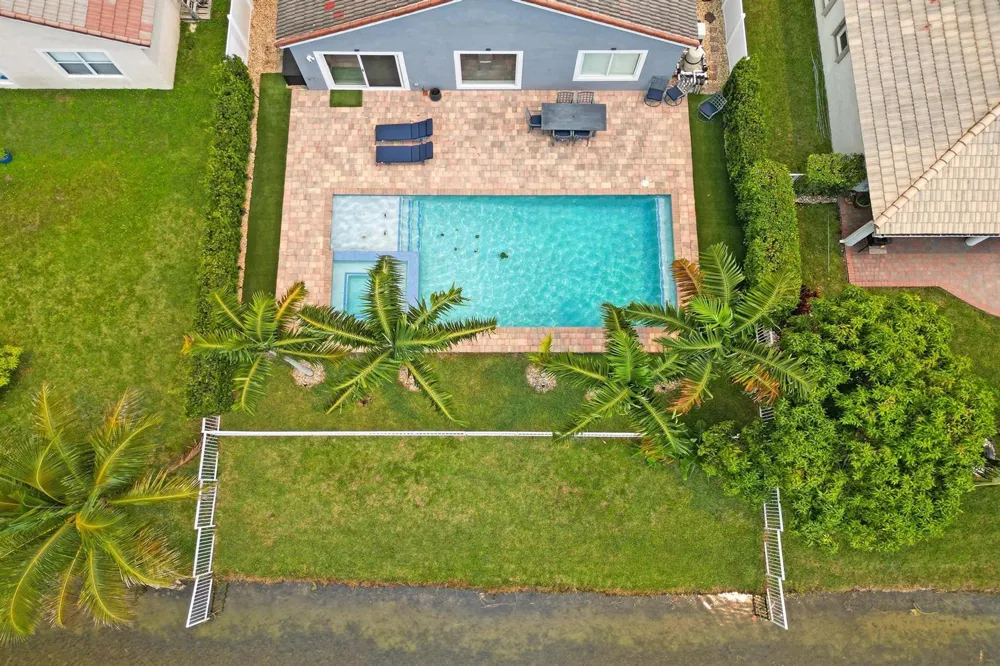 14420 NW 16th Street Pembroke Pines, FL 33028