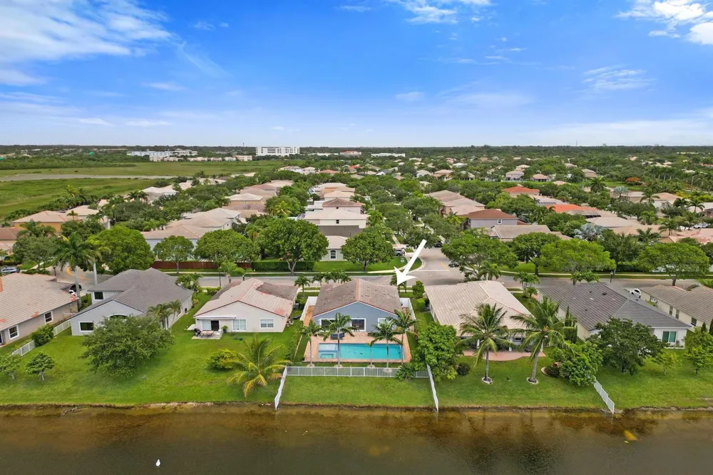 14420 NW 16th Street Pembroke Pines, FL 33028