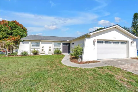 3216 PINE HAVEN DRIVE