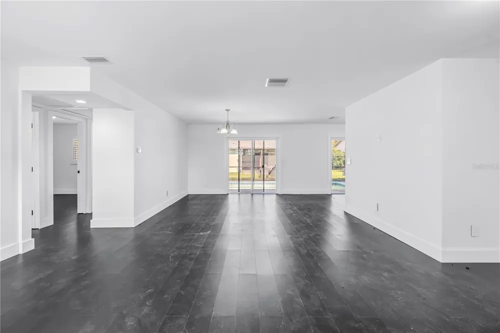 3216 PINE HAVEN DRIVE Clearwater, FL 33761