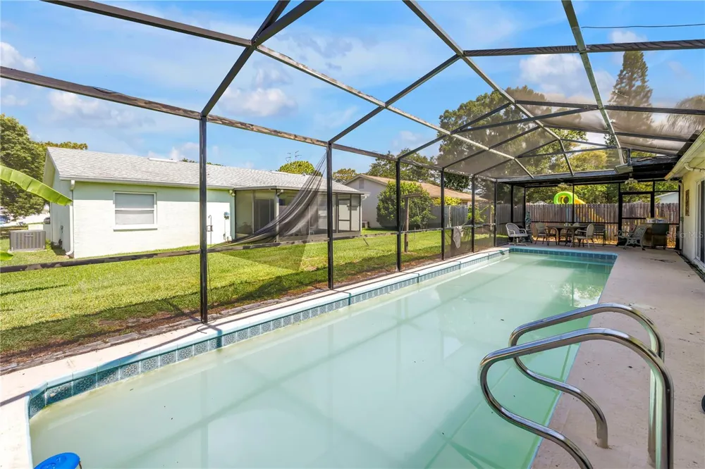 3216 PINE HAVEN DRIVE Clearwater, FL 33761