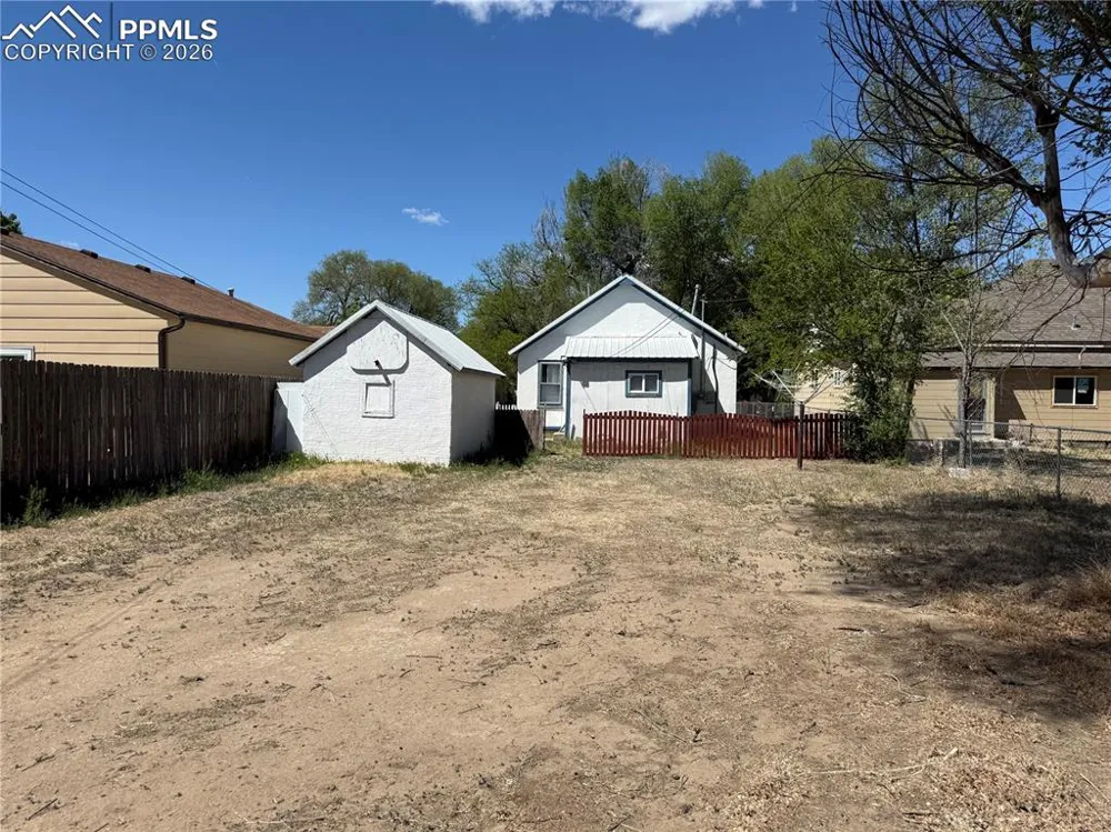 709 S 3rd Street Lamar, CO 81052