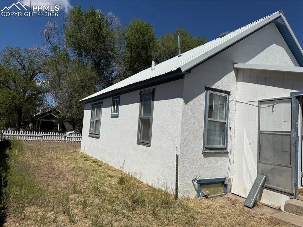 709 S 3rd Street Lamar, CO 81052
