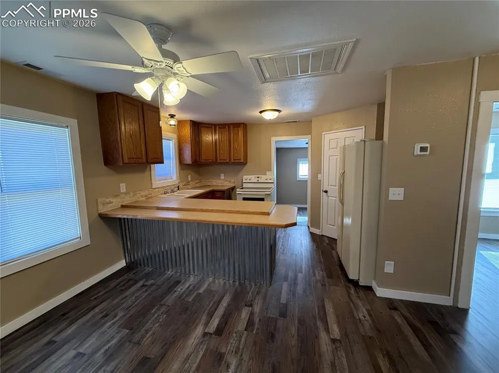 709 S 3rd Street Lamar, CO 81052