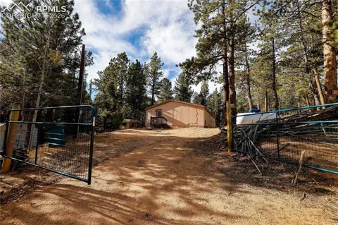 1641 Kiowa Road