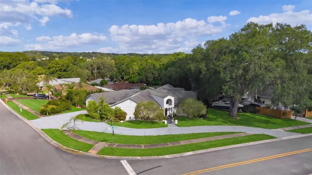 34415 KINGFISH STREET Fruitland Park, FL 34731