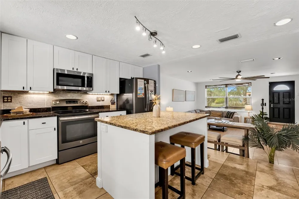 1664 LAKEVIEW PLACE Englewood, FL 34223