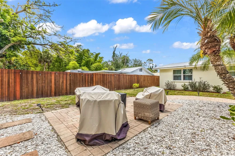 1664 LAKEVIEW PLACE Englewood, FL 34223