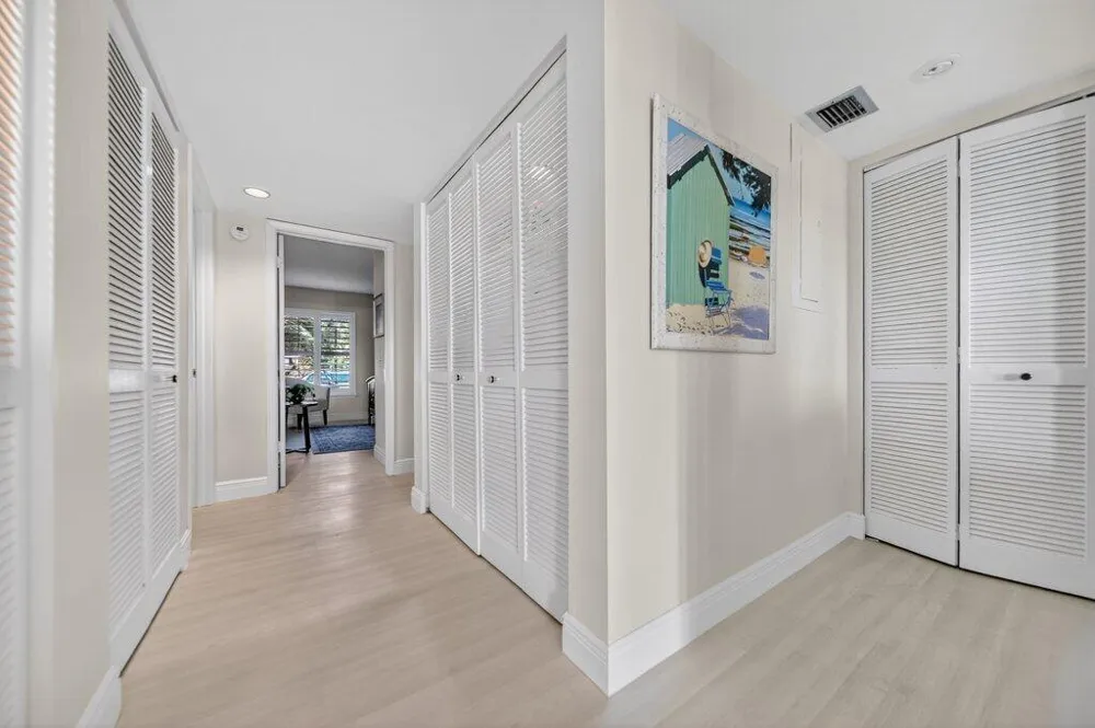 218 NE Edgewater Drive #218 Hutchinson Island, FL 34996