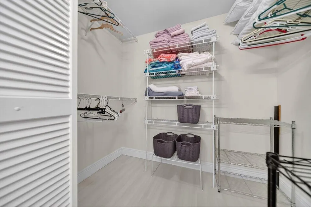 218 NE Edgewater Drive #218 Hutchinson Island, FL 34996