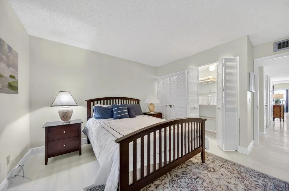 218 NE Edgewater Drive #218 Hutchinson Island, FL 34996