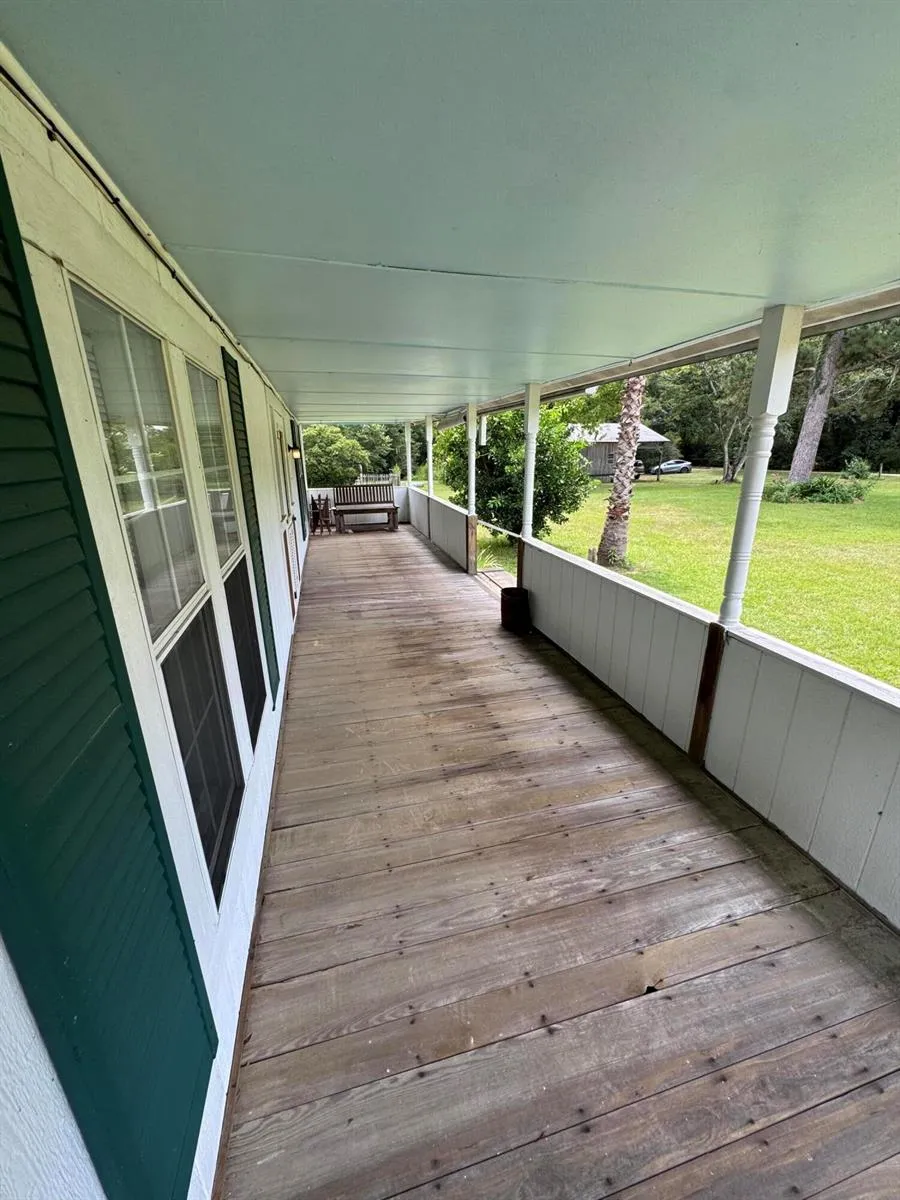 1900 Olive Lane 