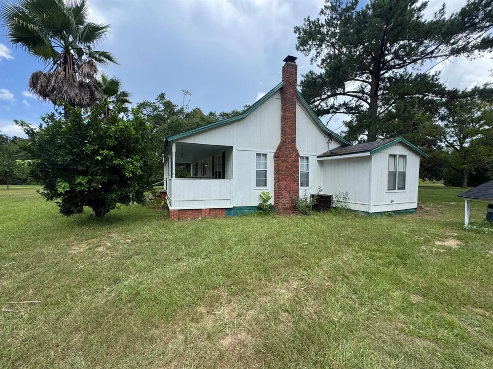 1900 Olive Lane 
