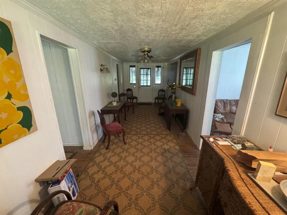 1900 Olive Lane 