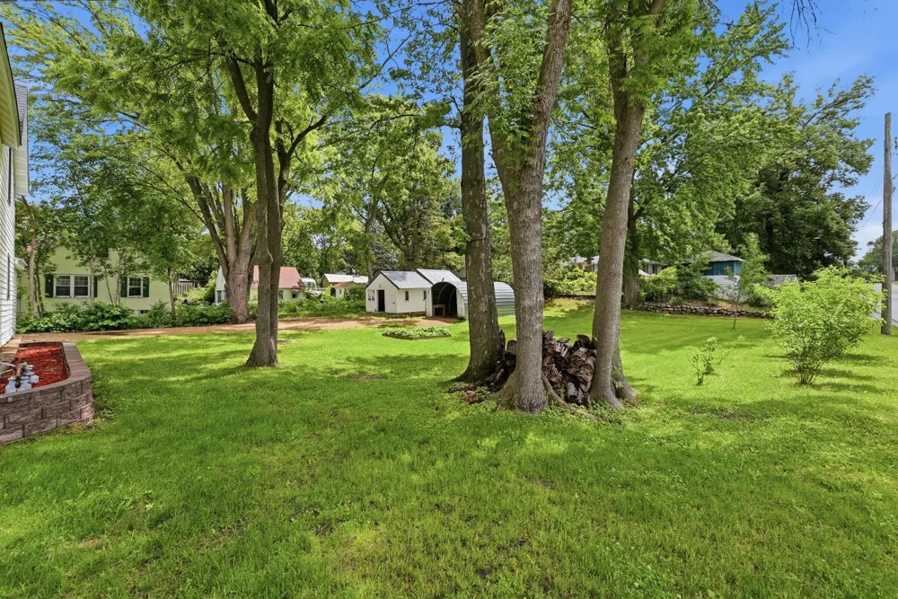 100 3rd Avenue SE New London, MN 56273