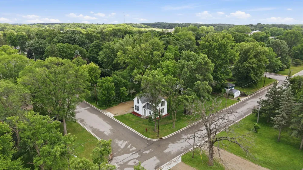 100 3rd Avenue SE New London, MN 56273