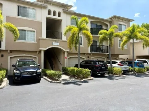 100 Crestwood Court #108