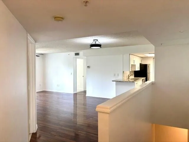 100 Crestwood Court #108 Royal Palm Beach, FL 33411