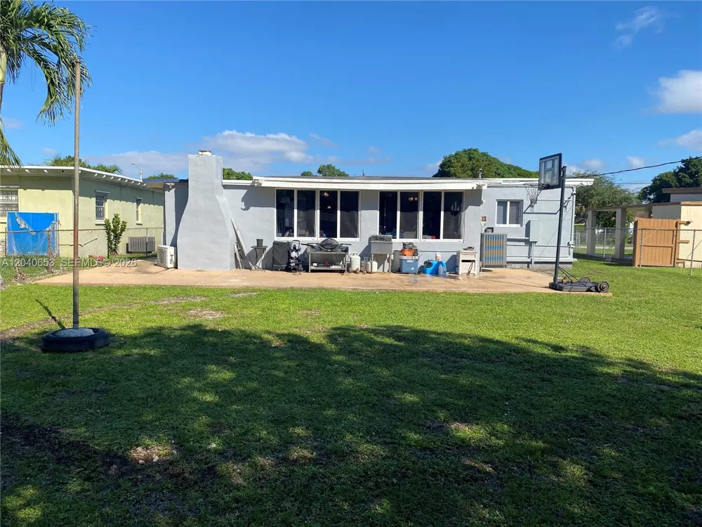 540 NW 111 St Miami, FL 33168