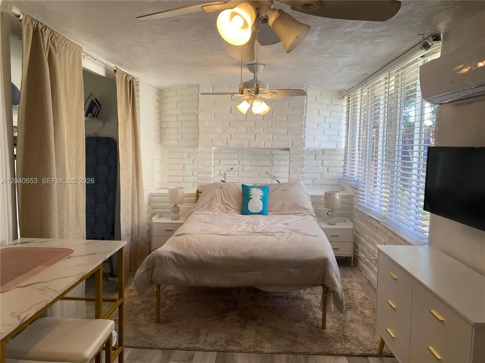 540 NW 111 St Miami, FL 33168