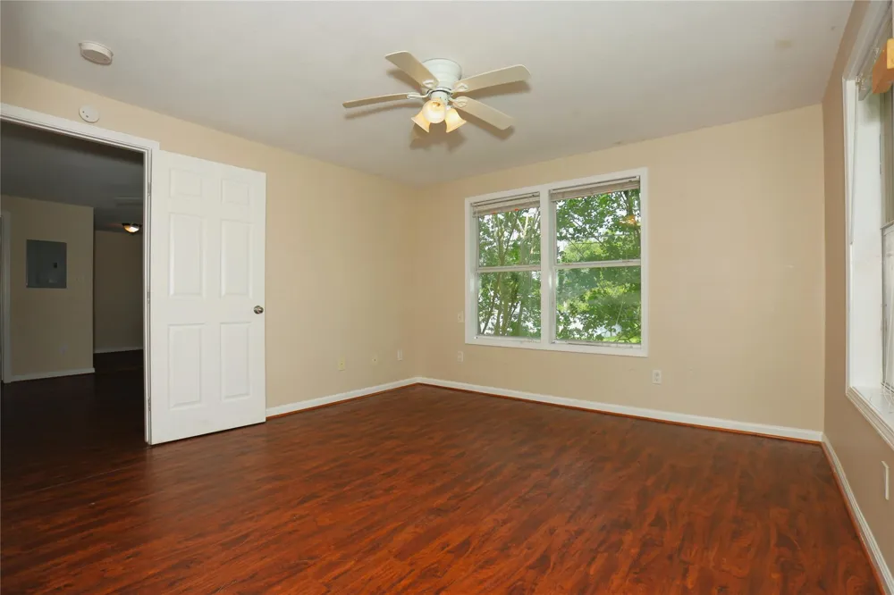 256 E Pecan Lane #3 Clute, TX 77531