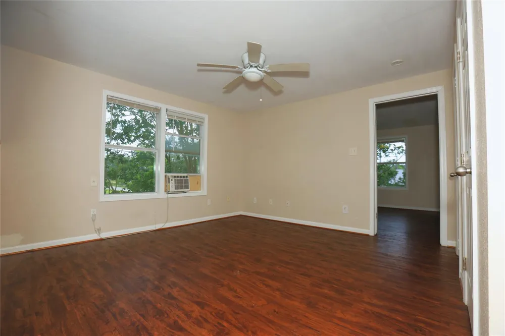 256 E Pecan Lane #3 Clute, TX 77531