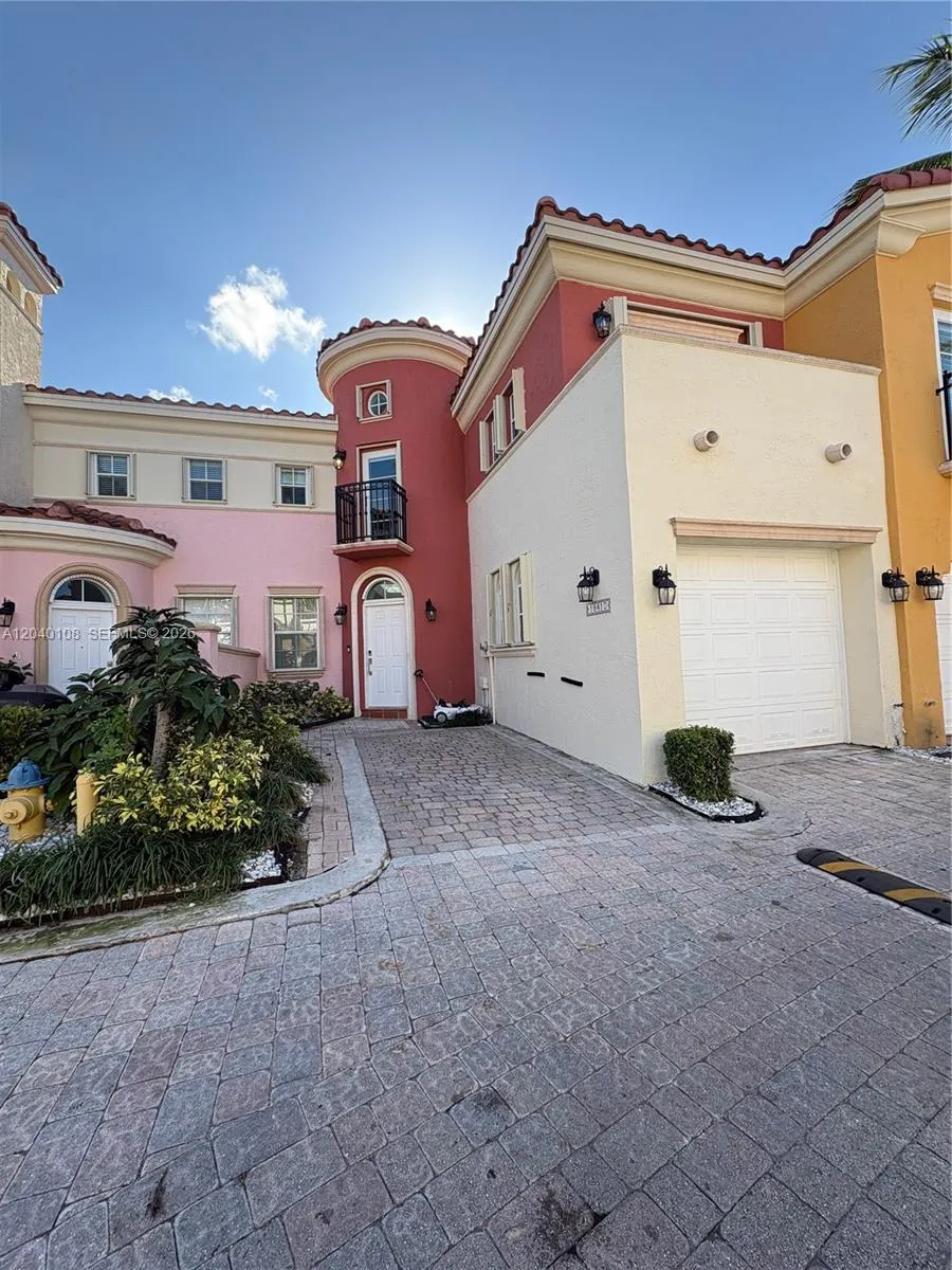 18410 NE 30th Ave #18410 Aventura, FL 33160