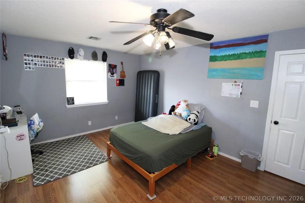 1261 E 136th Street Glenpool, OK 74033