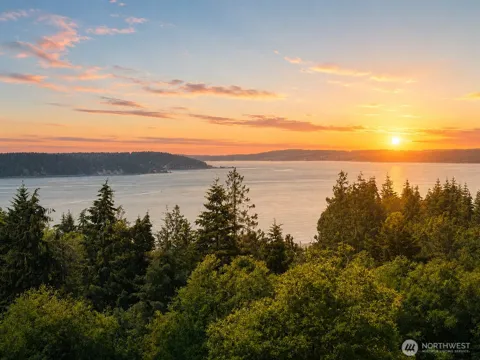 673 Majestic View Lane