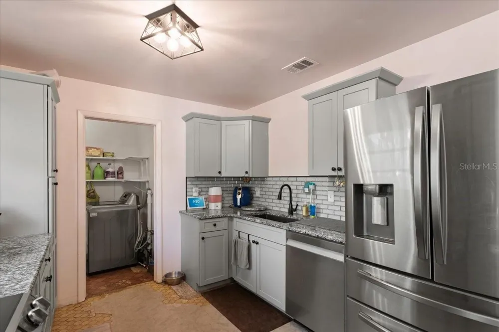 1636 NW 34TH PLACE Gainesville, FL 32605