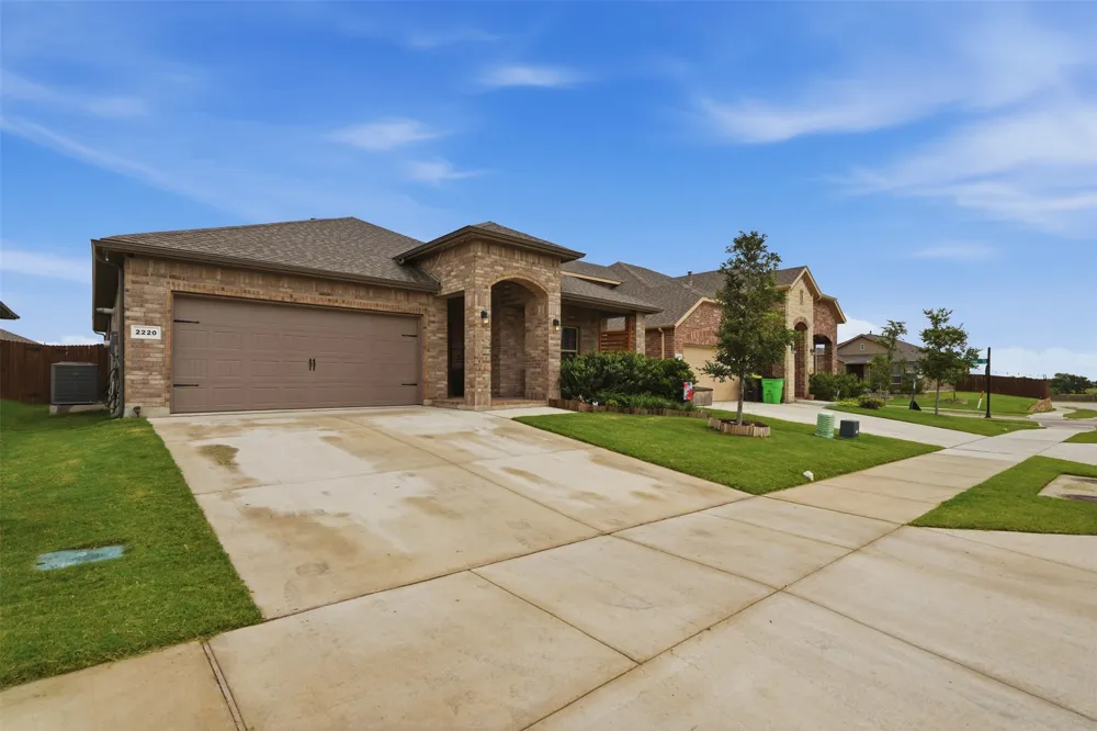 2220 Dyre Drive Haslet, TX 76052