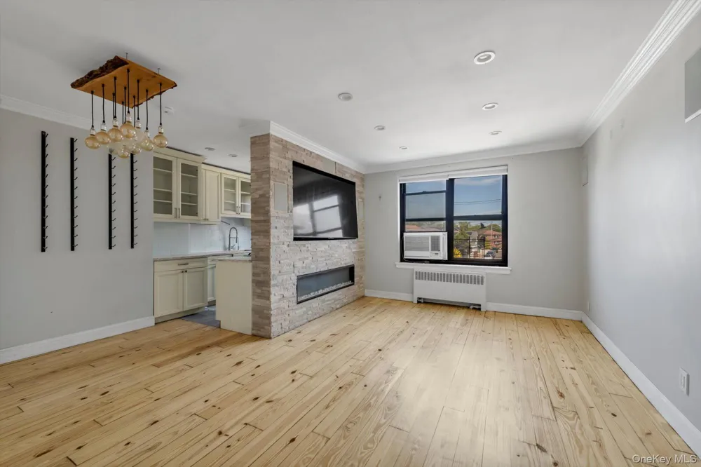 20106 Rocky Hill Road #6G2 Bayside, NY 11361