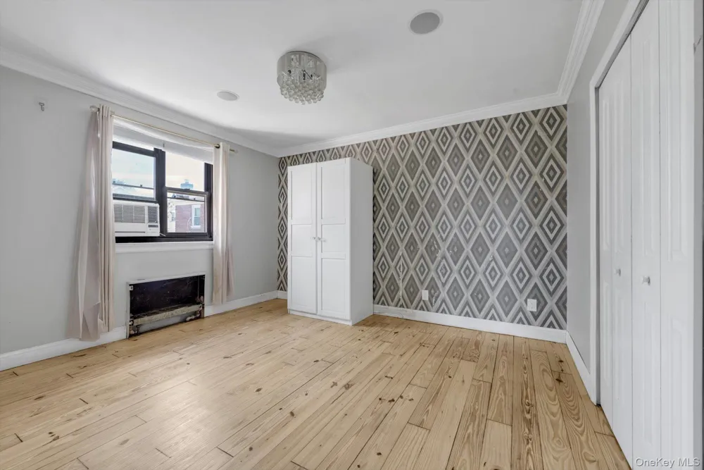 20106 Rocky Hill Road #6G2 Bayside, NY 11361