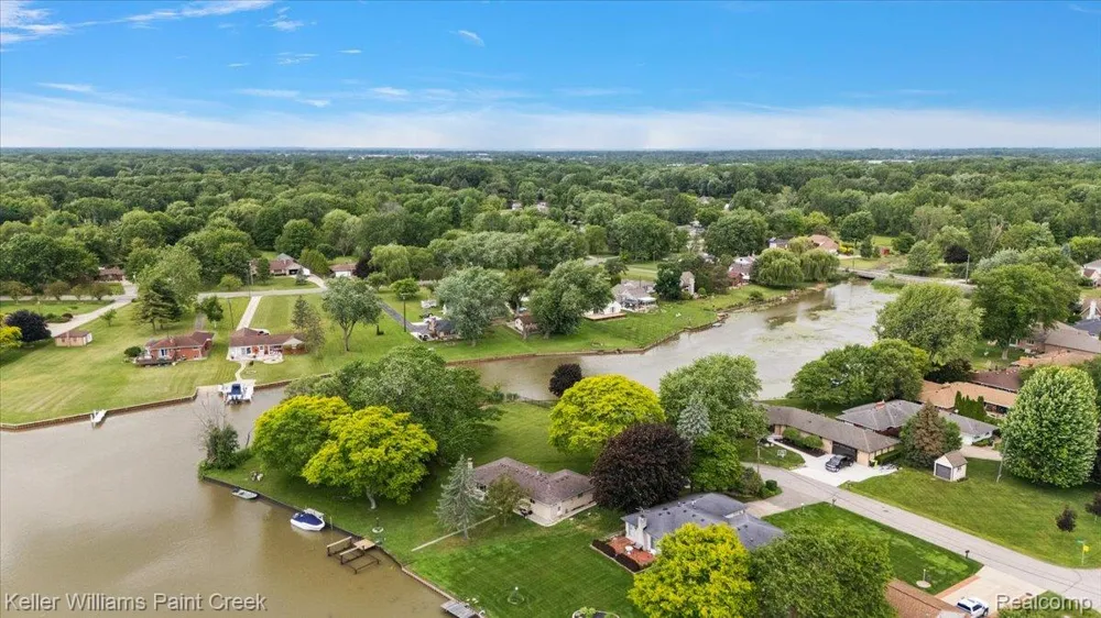 Octavia Street Chesterfield Township, MI 48047