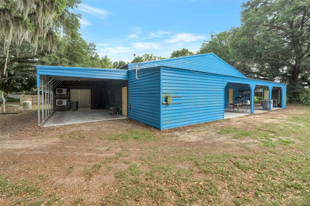2102 OLD POLK CITY ROAD Lakeland, FL 33809