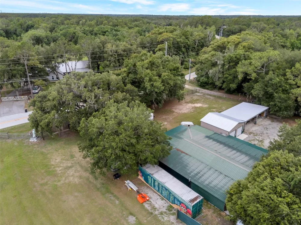 2102 OLD POLK CITY ROAD Lakeland, FL 33809