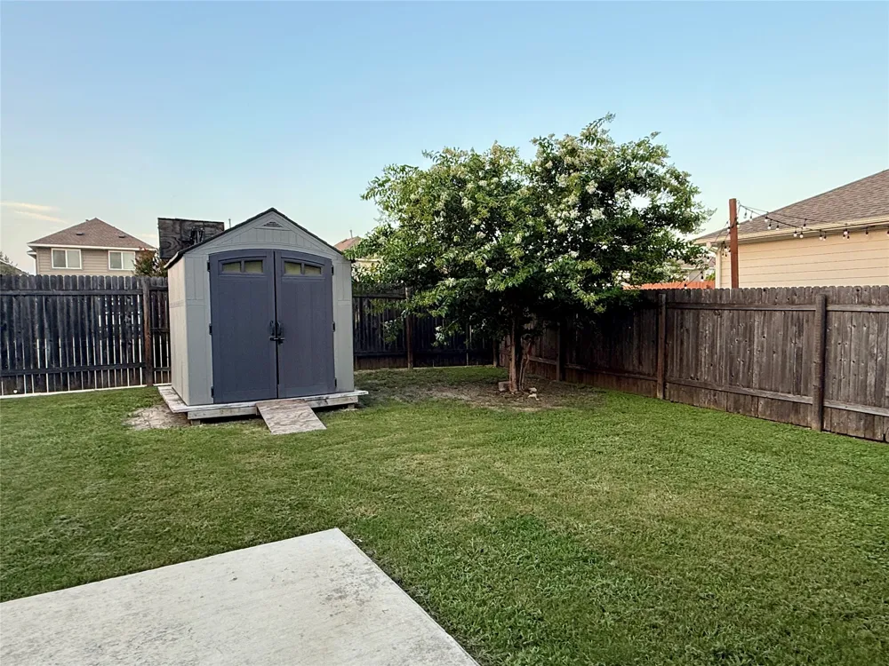 202 Mossycup Drive San Marcos, TX 78666