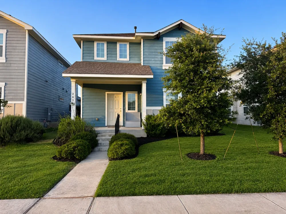 202 Mossycup Drive San Marcos, TX 78666