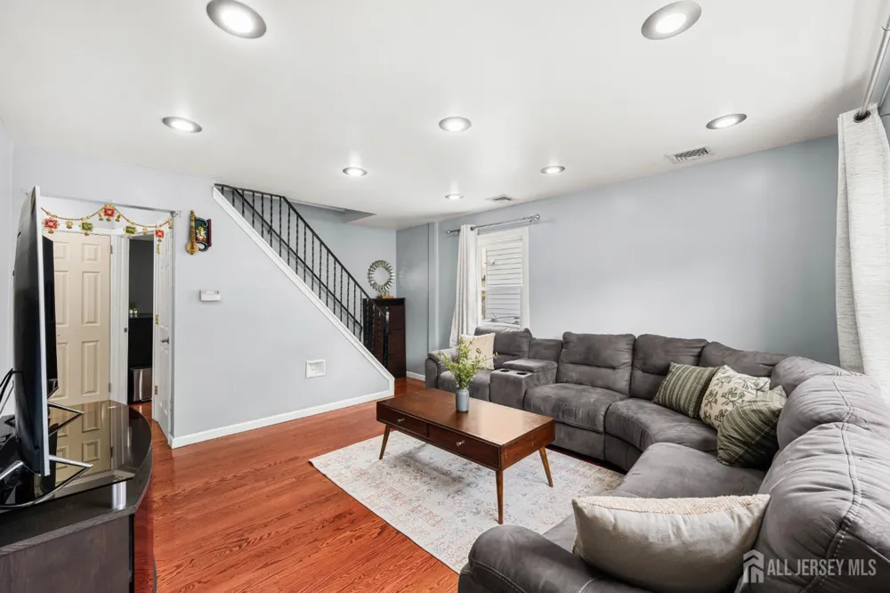 50 Ernest Street Nutley, NJ 07110