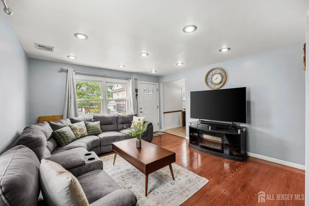 50 Ernest Street Nutley, NJ 07110